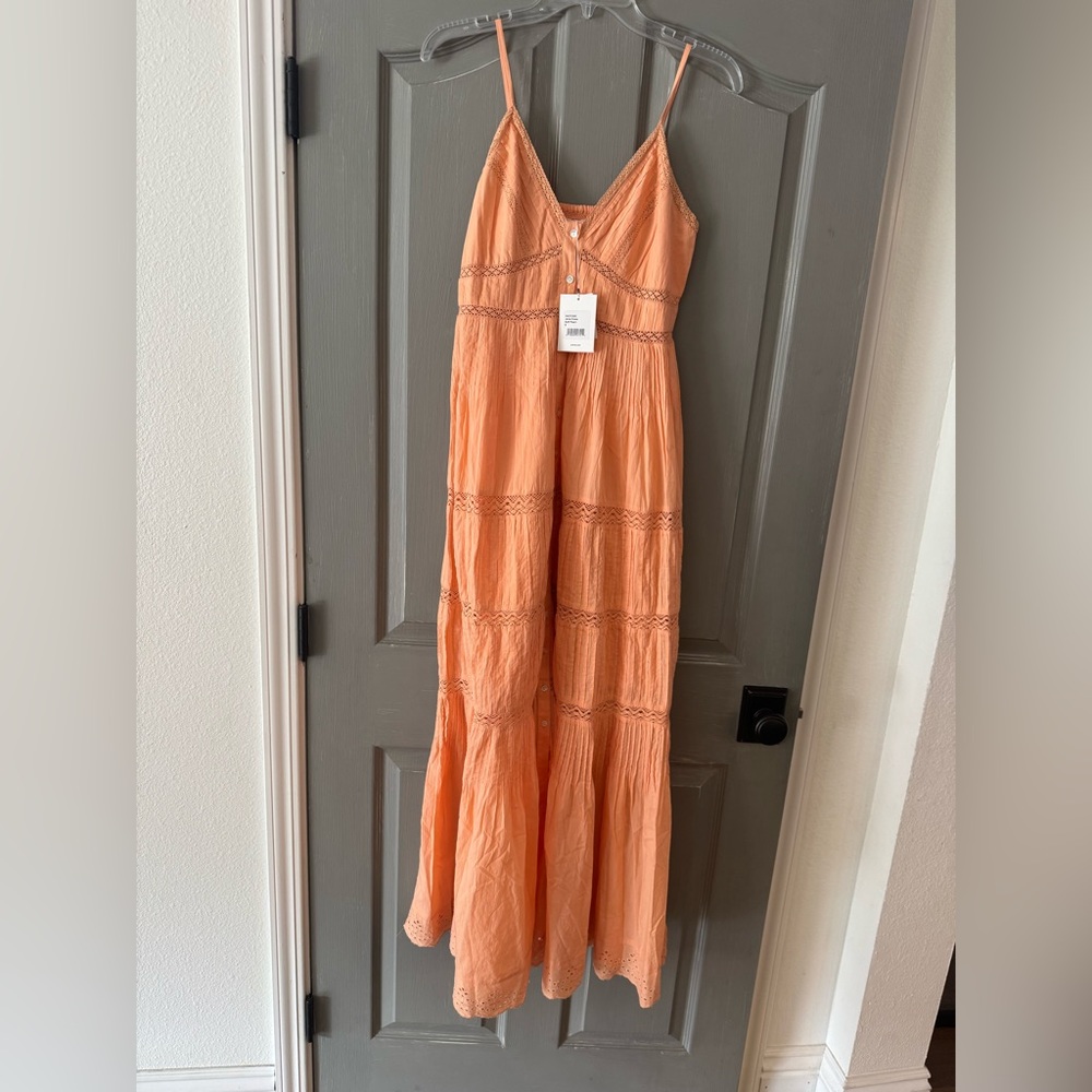 XiRENA Soft Peach Janis Dress